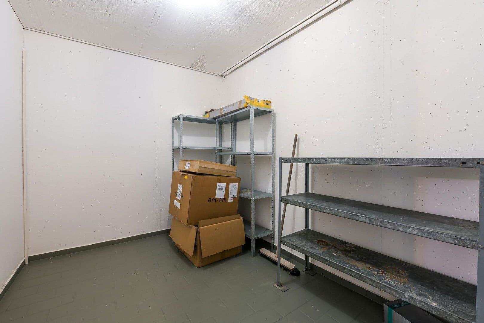 Prodej domu 161 m², pozemek 216 m², Bad Friedrichshall, Bádensko-Württembersko Prodej domu 161 m², pozemek 216 m², Bad Friedrichshall, Bádensko-Württembersko