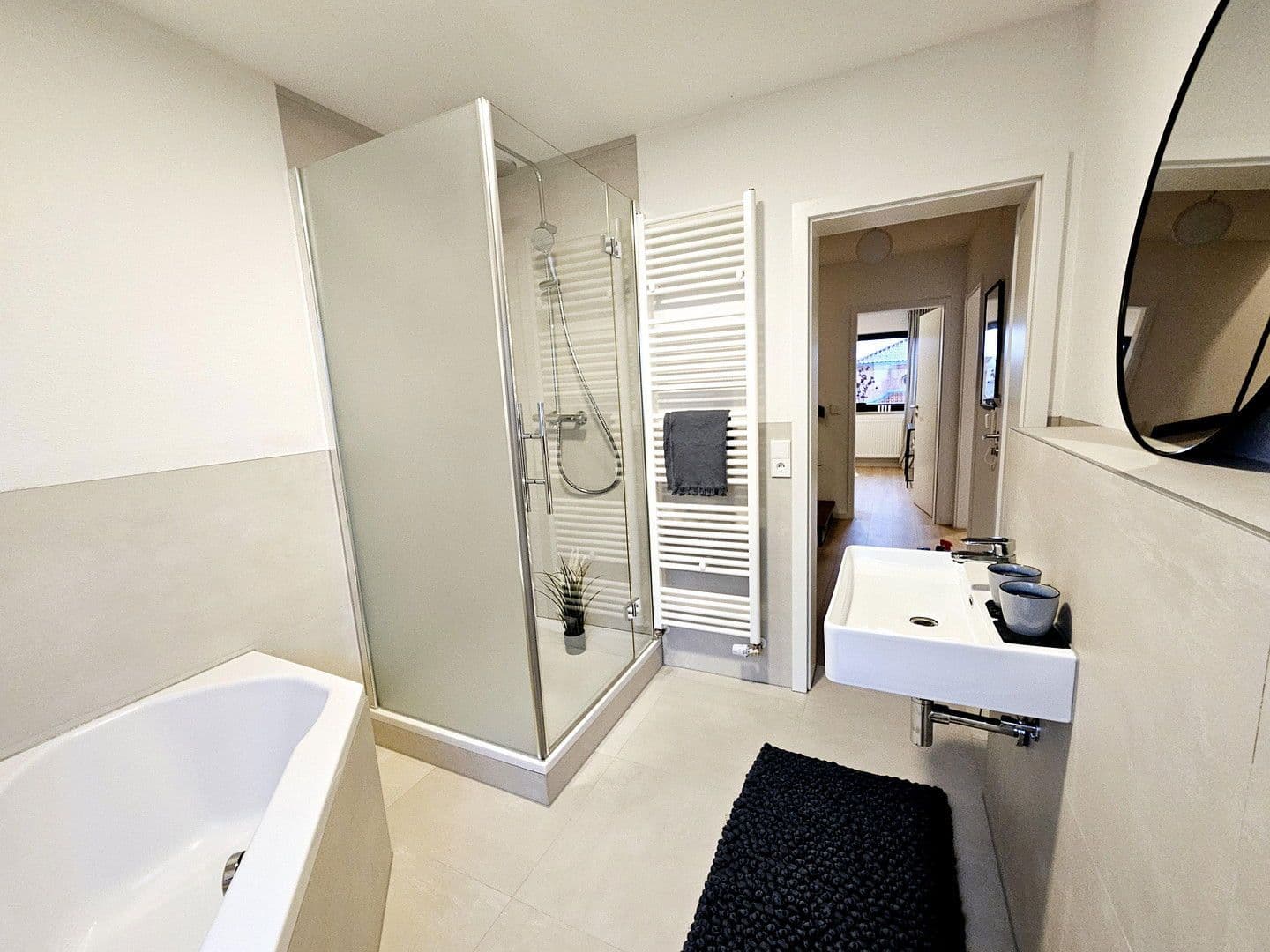 Prodej domu 161 m², pozemek 216 m², Bad Friedrichshall, Bádensko-Württembersko Prodej domu 161 m², pozemek 216 m², Bad Friedrichshall, Bádensko-Württembersko