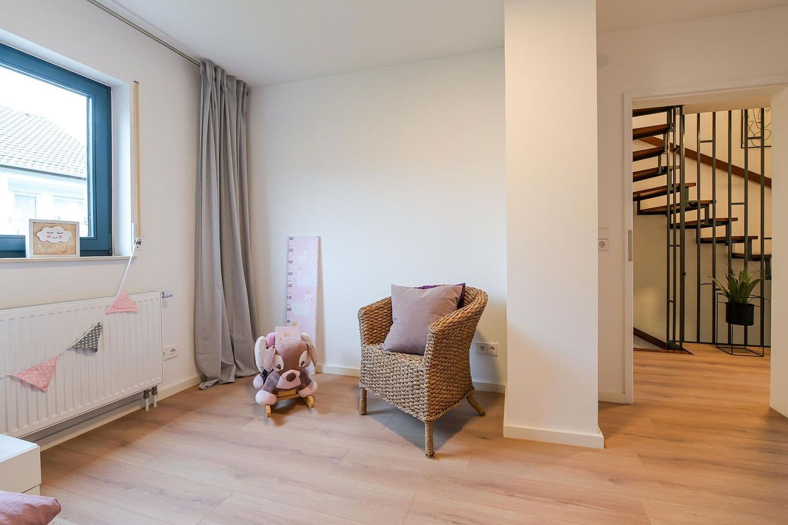 Prodej domu 161 m², pozemek 216 m², Bad Friedrichshall, Bádensko-Württembersko Prodej domu 161 m², pozemek 216 m², Bad Friedrichshall, Bádensko-Württembersko