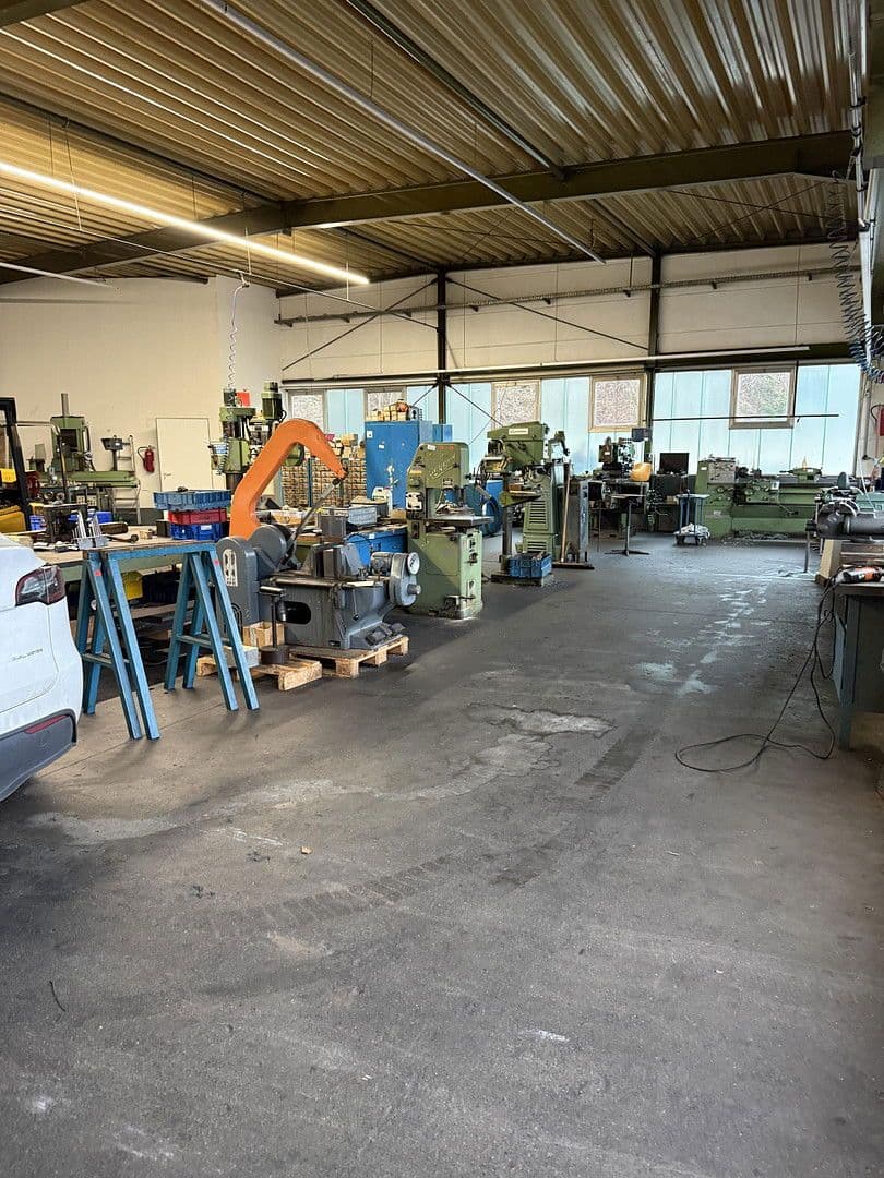 Pronájem nebytového prostoru 1.248 m², Oberste Kamp 7, Velbert, Severní Porýní-Vestfálsko Pronájem nebytového prostoru 1.248 m², Oberste Kamp 7, Velbert, Severní Porýní-Vestfálsko