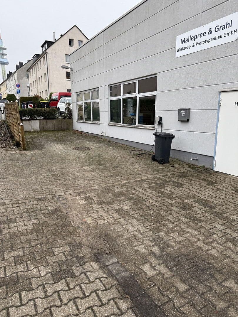 Pronájem nebytového prostoru 1.248 m², Oberste Kamp 7, Velbert, Severní Porýní-Vestfálsko Pronájem nebytového prostoru 1.248 m², Oberste Kamp 7, Velbert, Severní Porýní-Vestfálsko