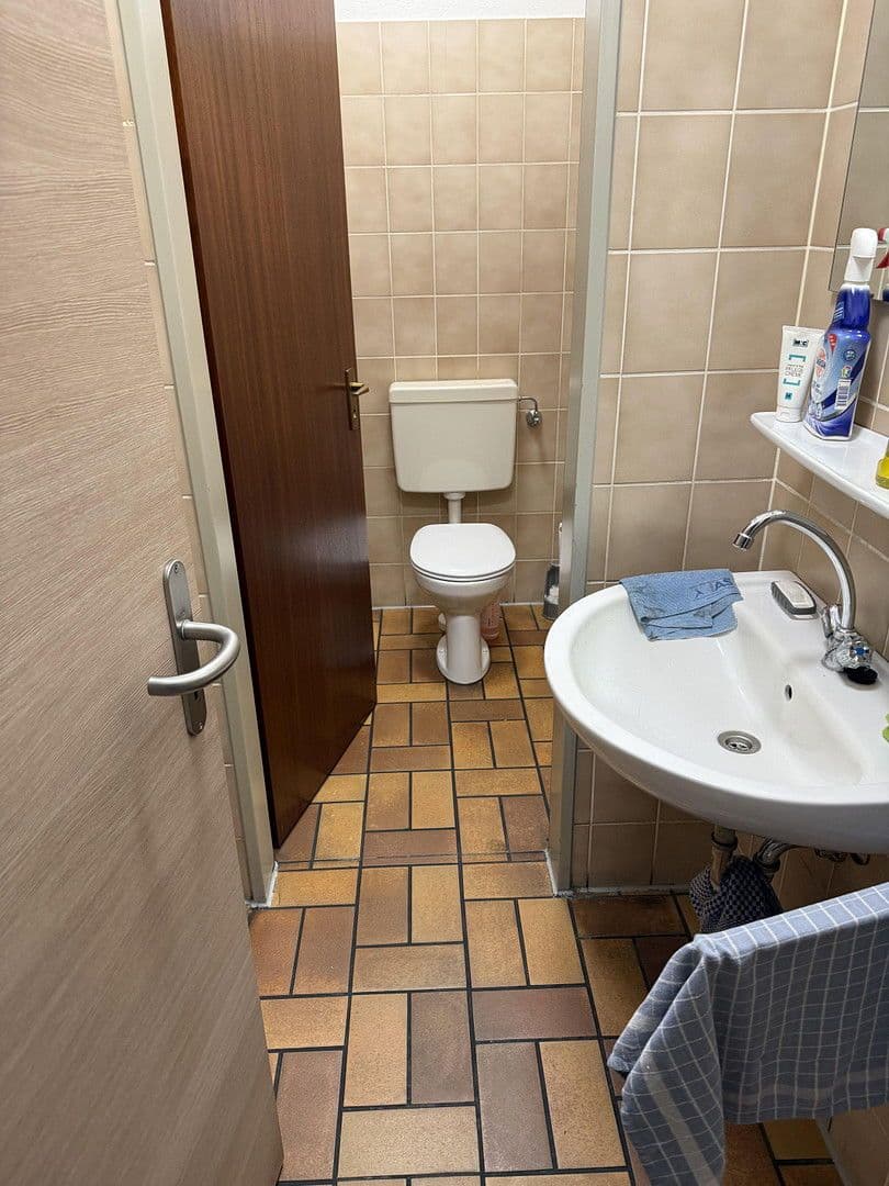 Pronájem nebytového prostoru 1.248 m², Oberste Kamp 7, Velbert, Severní Porýní-Vestfálsko Pronájem nebytového prostoru 1.248 m², Oberste Kamp 7, Velbert, Severní Porýní-Vestfálsko