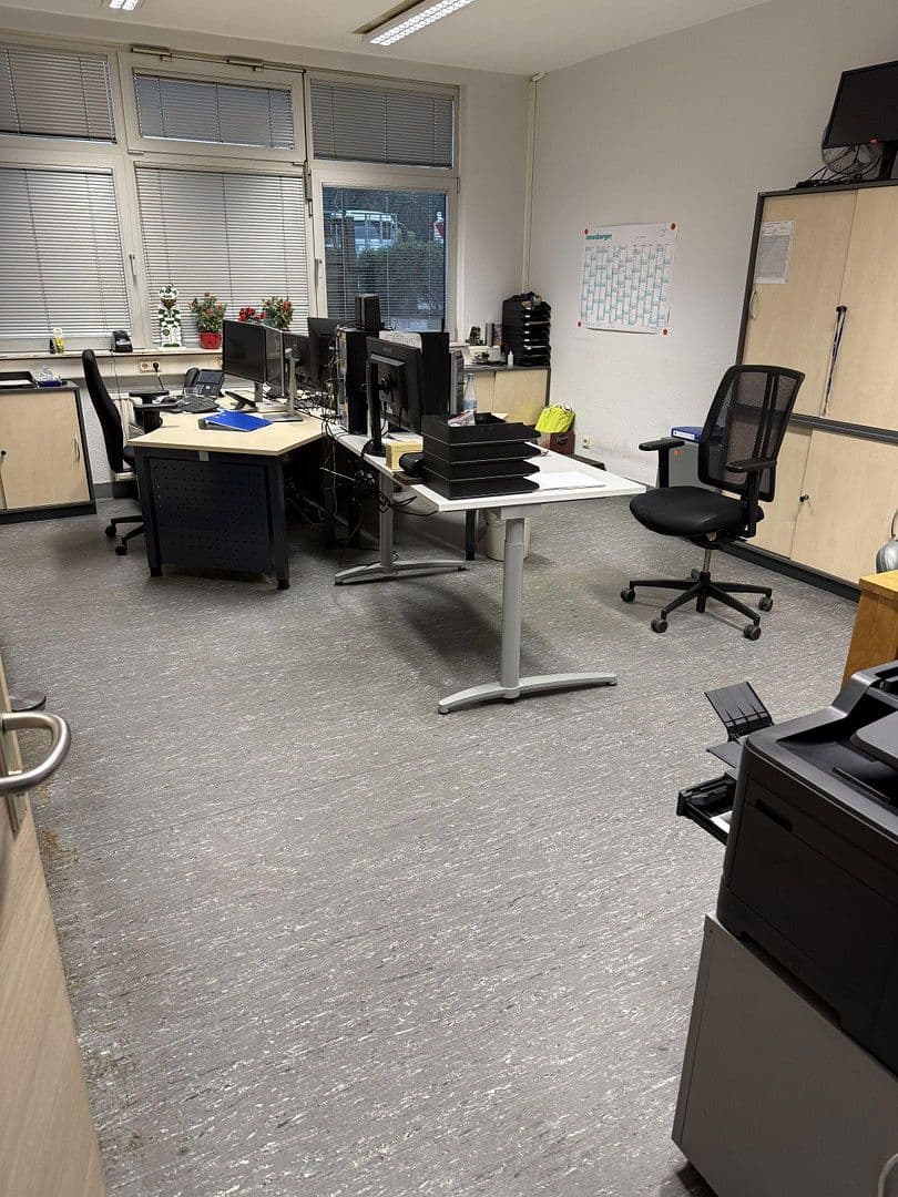 Pronájem nebytového prostoru 1.248 m², Oberste Kamp 7, Velbert, Severní Porýní-Vestfálsko Pronájem nebytového prostoru 1.248 m², Oberste Kamp 7, Velbert, Severní Porýní-Vestfálsko