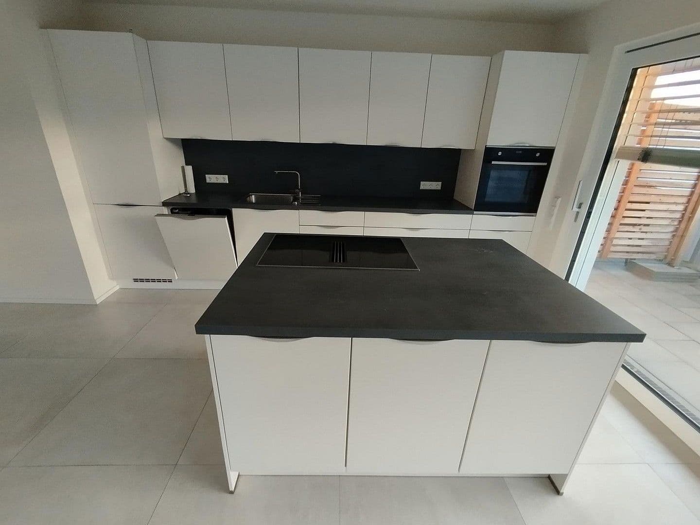 Pronájem bytu 2+1 65 m², Nelkenstraße 7, Leinfelden-Echterdingen, Bádensko-Württembersko Pronájem bytu 2+1 65 m², Nelkenstraße 7, Leinfelden-Echterdingen, Bádensko-Württembersko