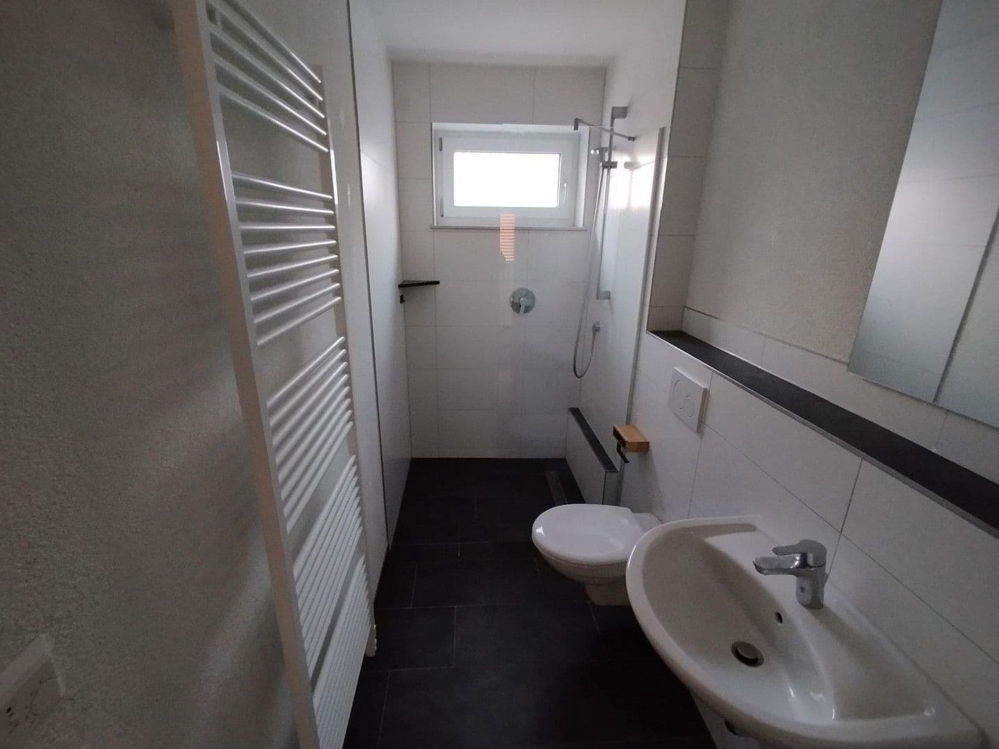 Pronájem bytu 2+1 65 m², Nelkenstraße 7, Leinfelden-Echterdingen, Bádensko-Württembersko Pronájem bytu 2+1 65 m², Nelkenstraße 7, Leinfelden-Echterdingen, Bádensko-Württembersko