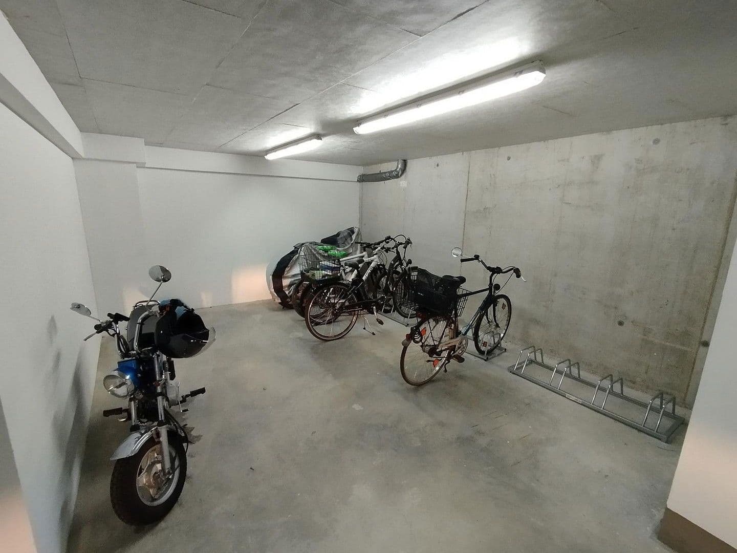 Pronájem bytu 2+1 65 m², Nelkenstraße 7, Leinfelden-Echterdingen, Bádensko-Württembersko Pronájem bytu 2+1 65 m², Nelkenstraße 7, Leinfelden-Echterdingen, Bádensko-Württembersko