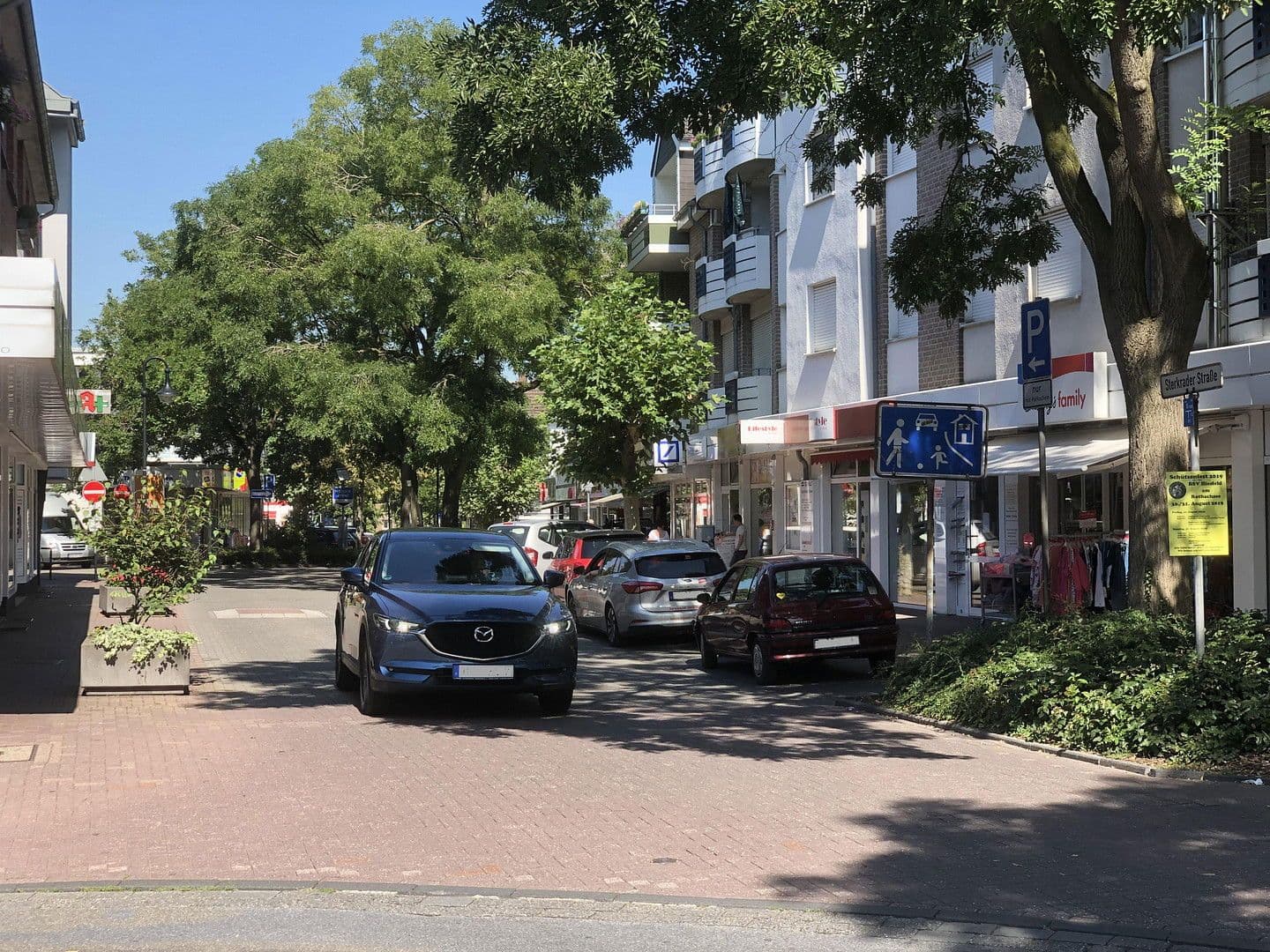 Pronájem bytu 3+kk 81 m², Sterkrader Straße 248, Dinslaken, Severní Porýní-Vestfálsko Pronájem bytu 3+kk 81 m², Sterkrader Straße 248, Dinslaken, Severní Porýní-Vestfálsko
