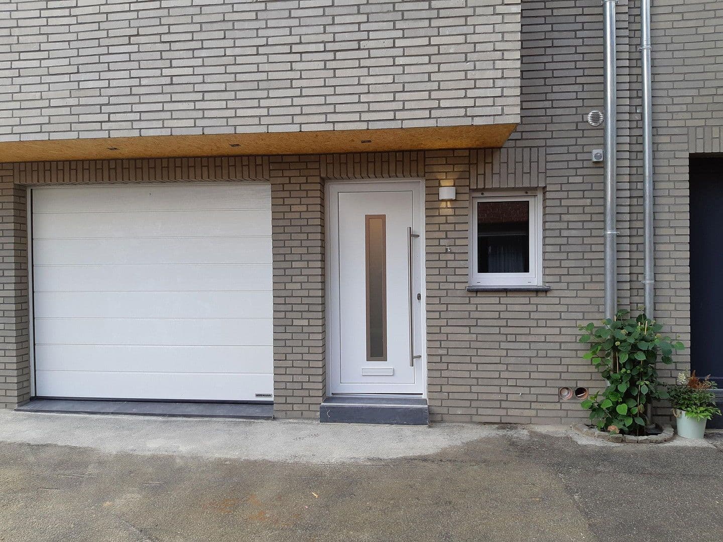 Pronájem bytu 2+1 105 m², Herzogenrath, Severní Porýní-Vestfálsko Pronájem bytu 2+1 105 m², Herzogenrath, Severní Porýní-Vestfálsko