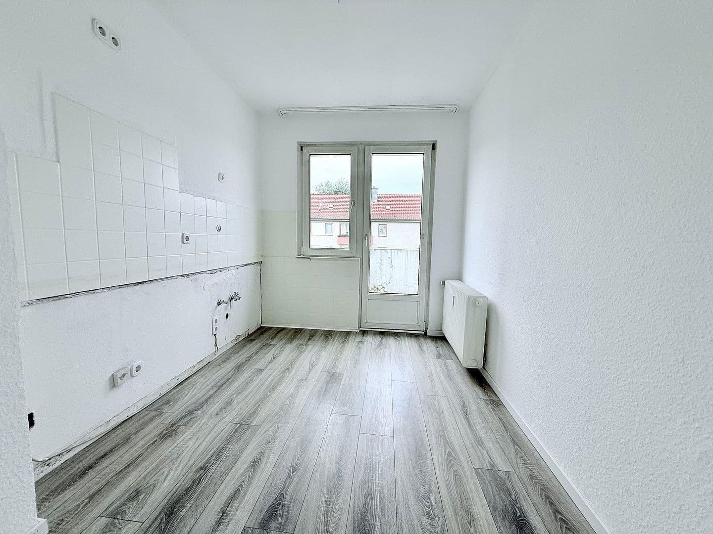 Pronájem bytu 2+1 59 m², Waldecker Str. 9, Duisburg, Severní Porýní-Vestfálsko Pronájem bytu 2+1 59 m², Waldecker Str. 9, Duisburg, Severní Porýní-Vestfálsko