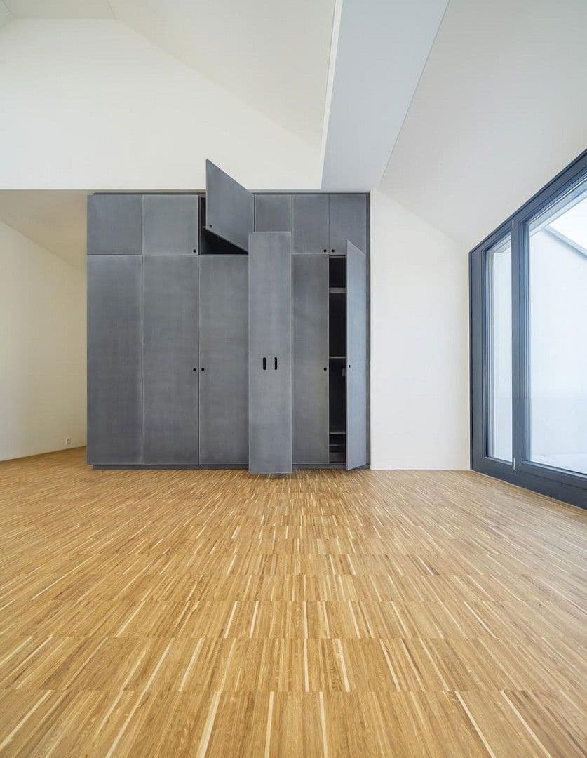 Pronájem bytu 4+1 103 m², Bunzlauer Str.8, München, Bavorsko Pronájem bytu 4+1 103 m², Bunzlauer Str.8, München, Bavorsko