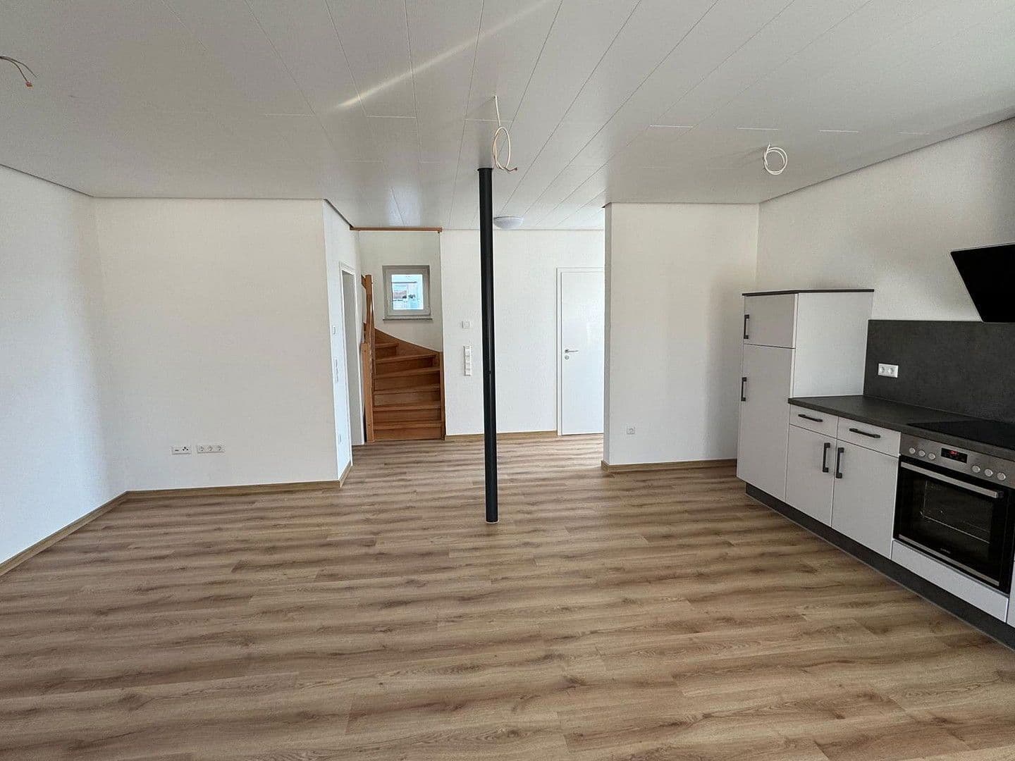 Pronájem bytu 3+1 85 m², Schützenstr. 4, Dinkelsbühl, Bavorsko Pronájem bytu 3+1 85 m², Schützenstr. 4, Dinkelsbühl, Bavorsko