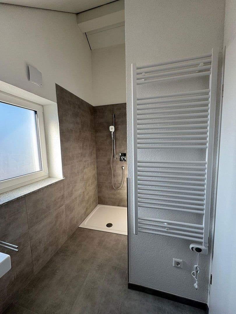 Pronájem bytu 3+1 85 m², Schützenstr. 4, Dinkelsbühl, Bavorsko Pronájem bytu 3+1 85 m², Schützenstr. 4, Dinkelsbühl, Bavorsko