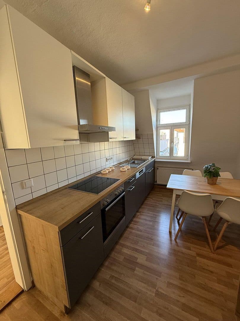 Pronájem bytu 92 m², Orffstraße 10, Nürnberg, Bavorsko Pronájem bytu 92 m², Orffstraße 10, Nürnberg, Bavorsko