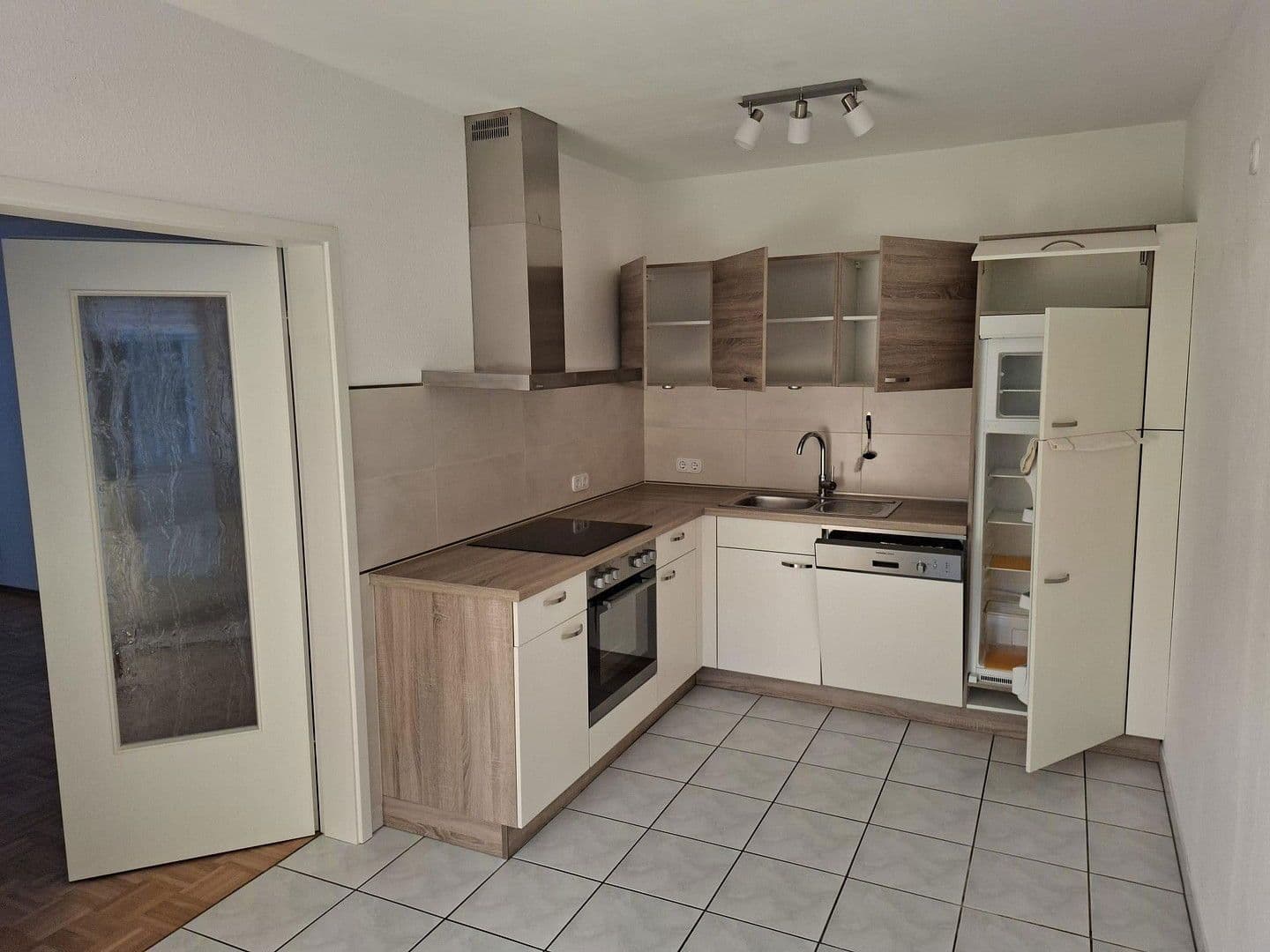 Pronájem bytu 2+1 74 m², Nastätten, Porýní-Falc Pronájem bytu 2+1 74 m², Nastätten, Porýní-Falc