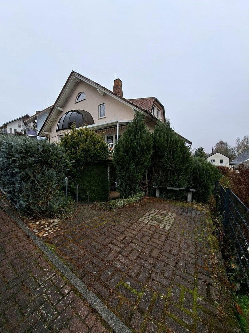 Pronájem bytu 2+1 74 m², Nastätten, Porýní-Falc Pronájem bytu 2+1 74 m², Nastätten, Porýní-Falc