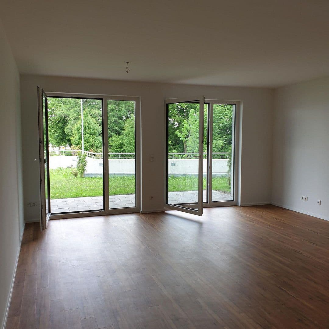 Pronájem bytu 3+1 88 m², Georg-Huber-Str. 14, Zorneding, Ortsteil Pöring, Bavorsko Pronájem bytu 3+1 88 m², Georg-Huber-Str. 14, Zorneding, Ortsteil Pöring, Bavorsko