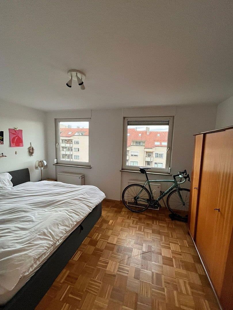 Pronájem bytu 3+1 95 m², Berg-am-Laim-Str. 60a, München, Bavorsko Pronájem bytu 3+1 95 m², Berg-am-Laim-Str. 60a, München, Bavorsko