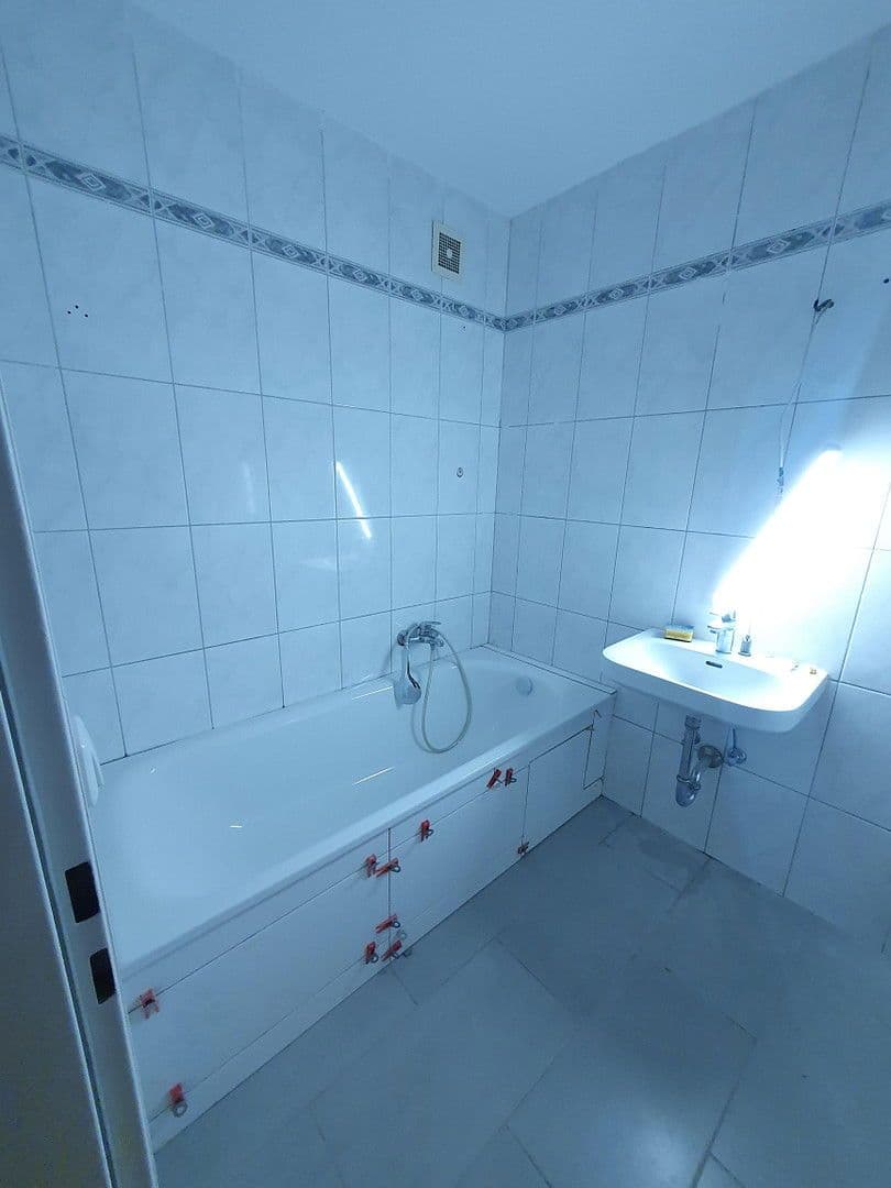 Pronájem bytu 3+1 95 m², Berg-am-Laim-Str. 60a, München, Bavorsko Pronájem bytu 3+1 95 m², Berg-am-Laim-Str. 60a, München, Bavorsko