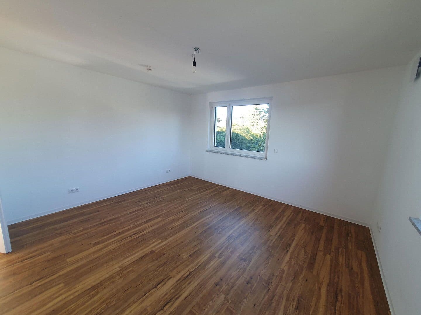 Pronájem bytu 3+1 88 m², Georg-Huber-Str. 14, Zorneding, Ortsteil Pöring, Bavorsko Pronájem bytu 3+1 88 m², Georg-Huber-Str. 14, Zorneding, Ortsteil Pöring, Bavorsko