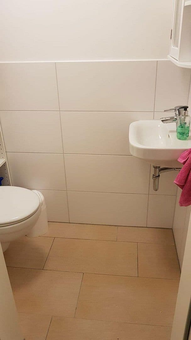 Pronájem bytu 3+1 88 m², Georg-Huber-Str. 14, Zorneding, Ortsteil Pöring, Bavorsko Pronájem bytu 3+1 88 m², Georg-Huber-Str. 14, Zorneding, Ortsteil Pöring, Bavorsko