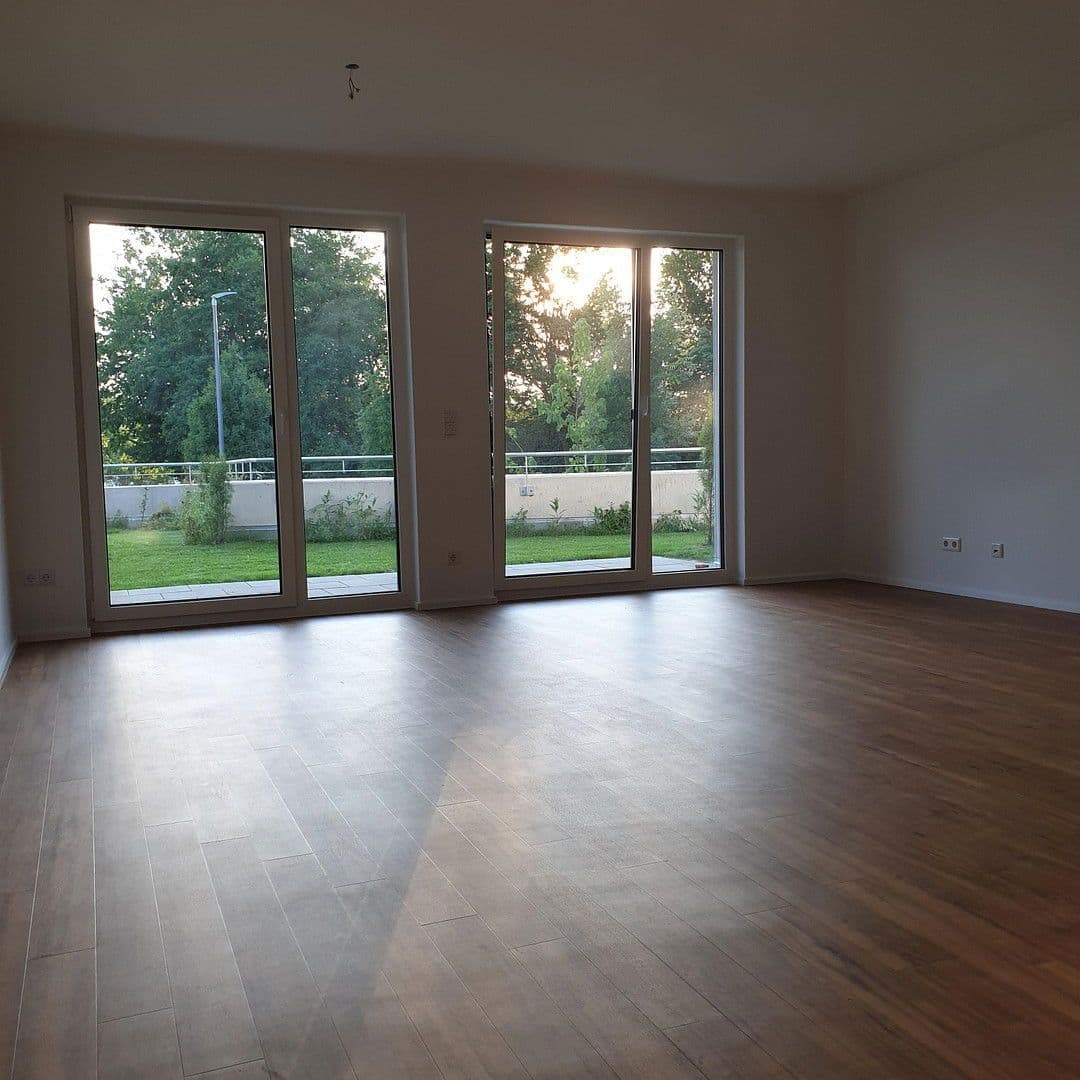 Pronájem bytu 3+1 88 m², Georg-Huber-Str. 14, Zorneding, Ortsteil Pöring, Bavorsko Pronájem bytu 3+1 88 m², Georg-Huber-Str. 14, Zorneding, Ortsteil Pöring, Bavorsko