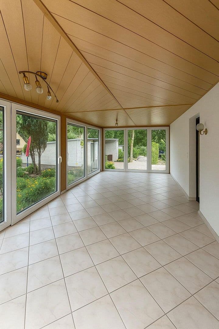 Prodej domu 150 m², pozemek 2.624 m², Potsdamer Str. 7, Schöneiche bei Berlin, Braniborsko Prodej domu 150 m², pozemek 2.624 m², Potsdamer Str. 7, Schöneiche bei Berlin, Braniborsko