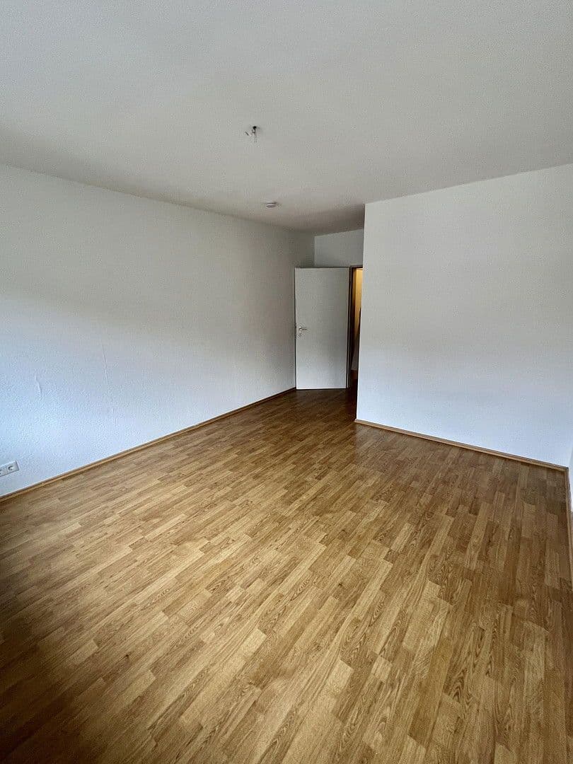 Pronájem bytu 1+1 30 m², Wuppertal, Severní Porýní-Vestfálsko Pronájem bytu 1+1 30 m², Wuppertal, Severní Porýní-Vestfálsko