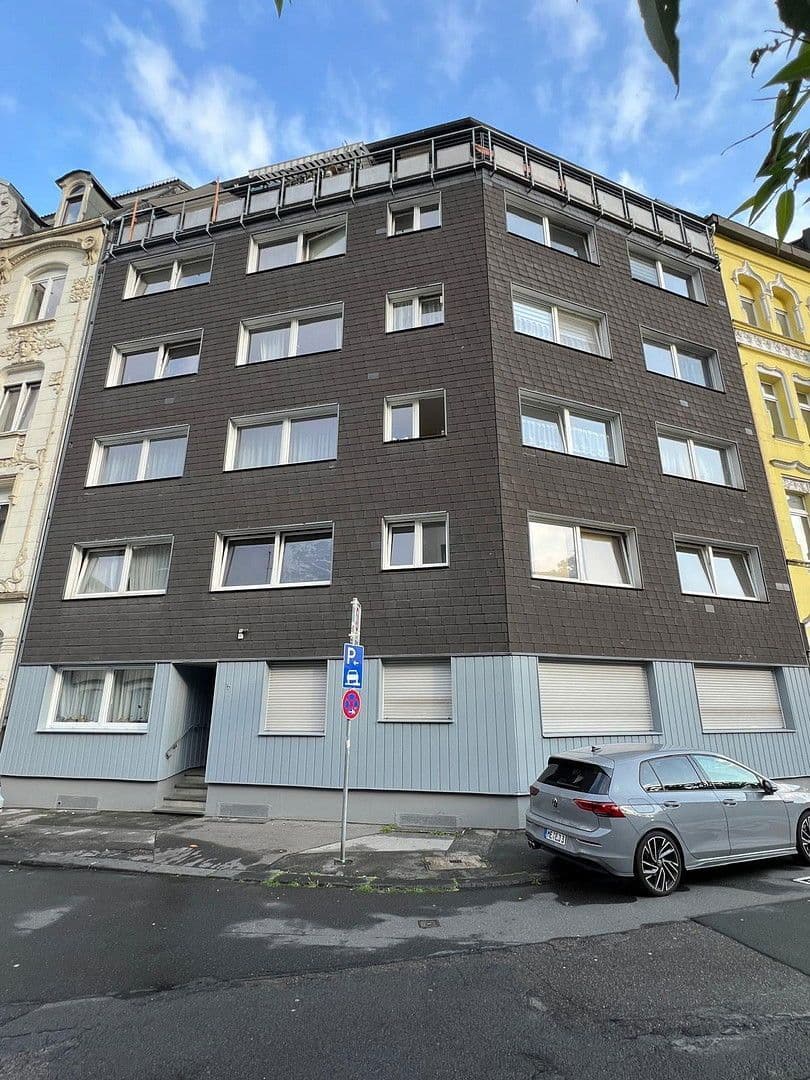 Pronájem bytu 4+1 90 m², Am Brögel 4, Wuppertal, Severní Porýní-Vestfálsko Pronájem bytu 4+1 90 m², Am Brögel 4, Wuppertal, Severní Porýní-Vestfálsko