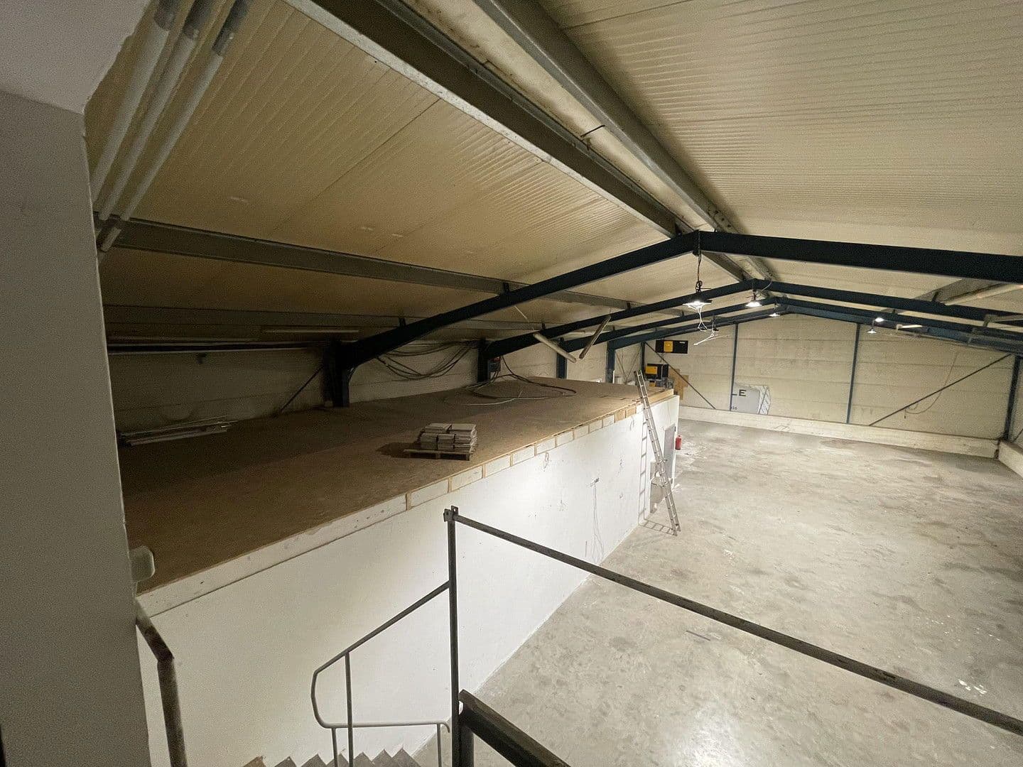 Prodej nebytového prostoru 3.567 m², Huntestrasse 7, Friesoythe, Dolní Sasko Prodej nebytového prostoru 3.567 m², Huntestrasse 7, Friesoythe, Dolní Sasko