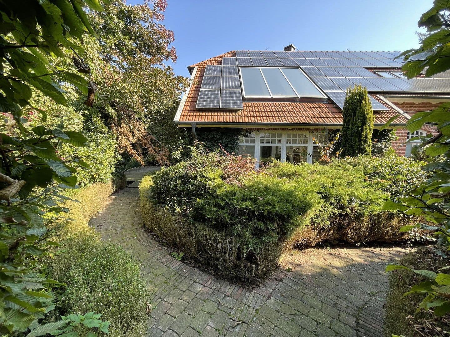 Prodej domu 206 m², pozemek 3.567 m², Huntestrasse 7, Friesoythe, Dolní Sasko Prodej domu 206 m², pozemek 3.567 m², Huntestrasse 7, Friesoythe, Dolní Sasko