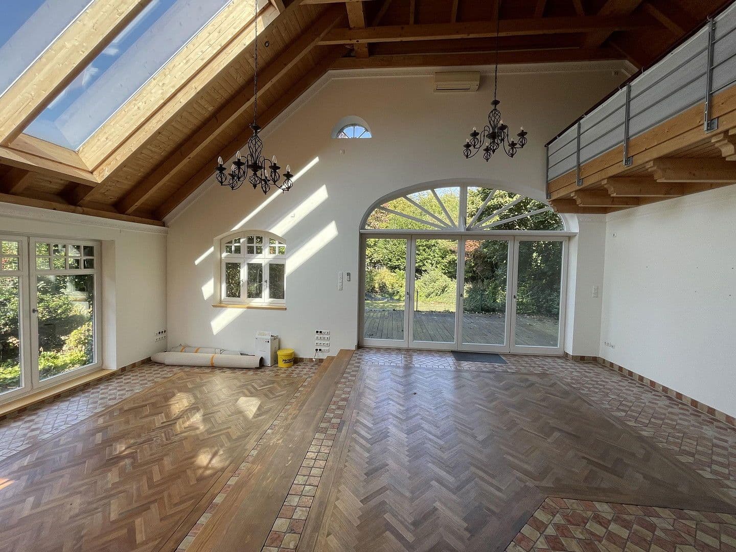 Prodej domu 206 m², pozemek 3.567 m², Huntestrasse 7, Friesoythe, Dolní Sasko Prodej domu 206 m², pozemek 3.567 m², Huntestrasse 7, Friesoythe, Dolní Sasko