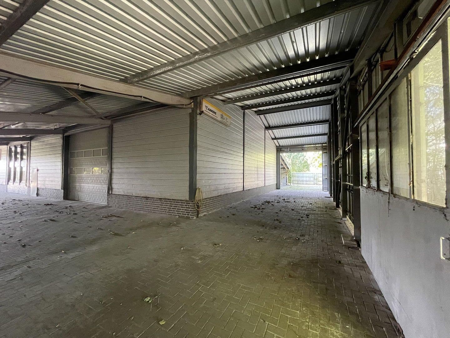 Prodej domu 206 m², pozemek 3.567 m², Huntestrasse 7, Friesoythe, Dolní Sasko Prodej domu 206 m², pozemek 3.567 m², Huntestrasse 7, Friesoythe, Dolní Sasko