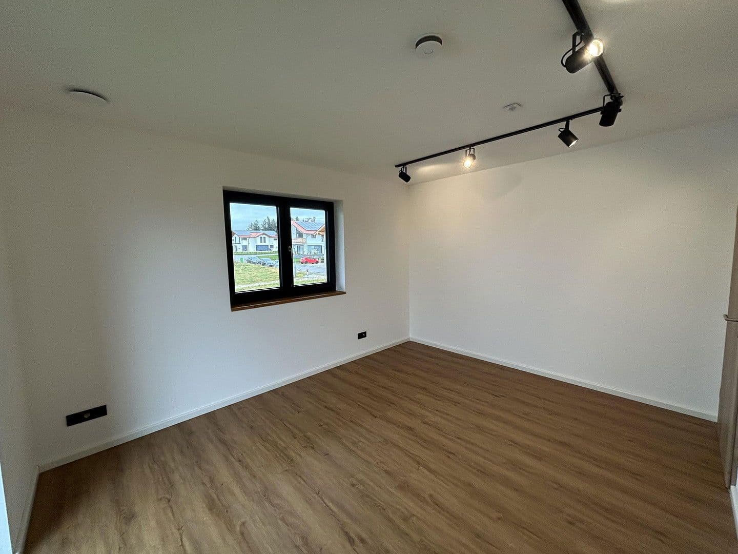 Pronájem bytu 4+1 94 m², Obing, Bavorsko Pronájem bytu 4+1 94 m², Obing, Bavorsko
