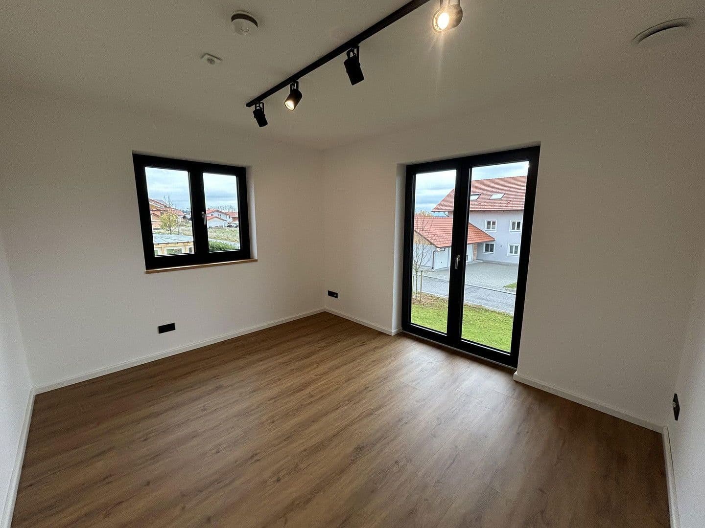 Pronájem bytu 4+1 94 m², Obing, Bavorsko Pronájem bytu 4+1 94 m², Obing, Bavorsko