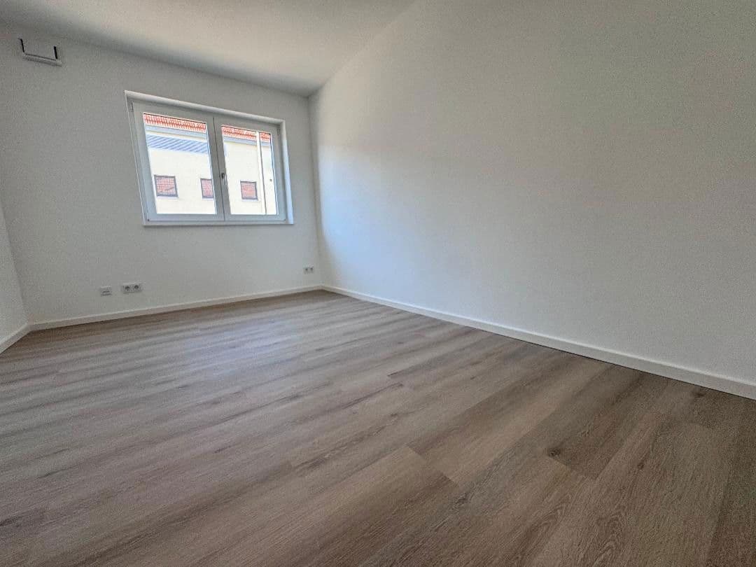 Pronájem bytu 3+1 75 m², Theodor-Mathieu-Straße 14-16, Bamberg, Bavorsko Pronájem bytu 3+1 75 m², Theodor-Mathieu-Straße 14-16, Bamberg, Bavorsko