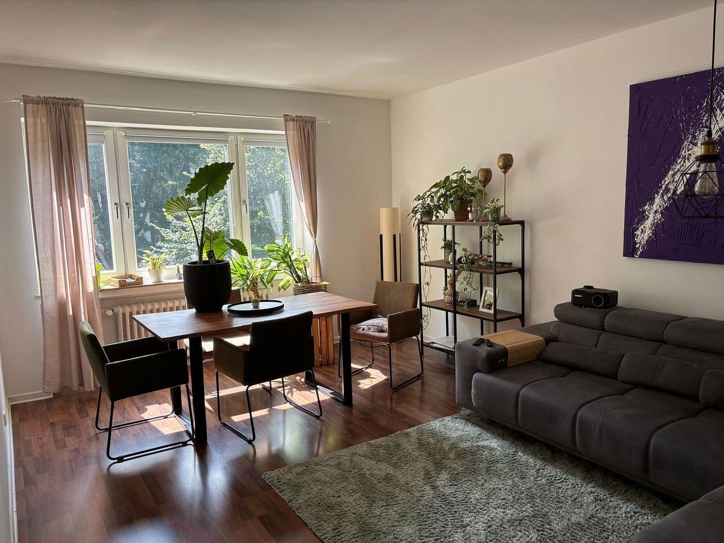 Prodej bytu 3+1 91 m², Heinrichstr. 105, Düsseldorf, Severní Porýní-Vestfálsko Prodej bytu 3+1 91 m², Heinrichstr. 105, Düsseldorf, Severní Porýní-Vestfálsko