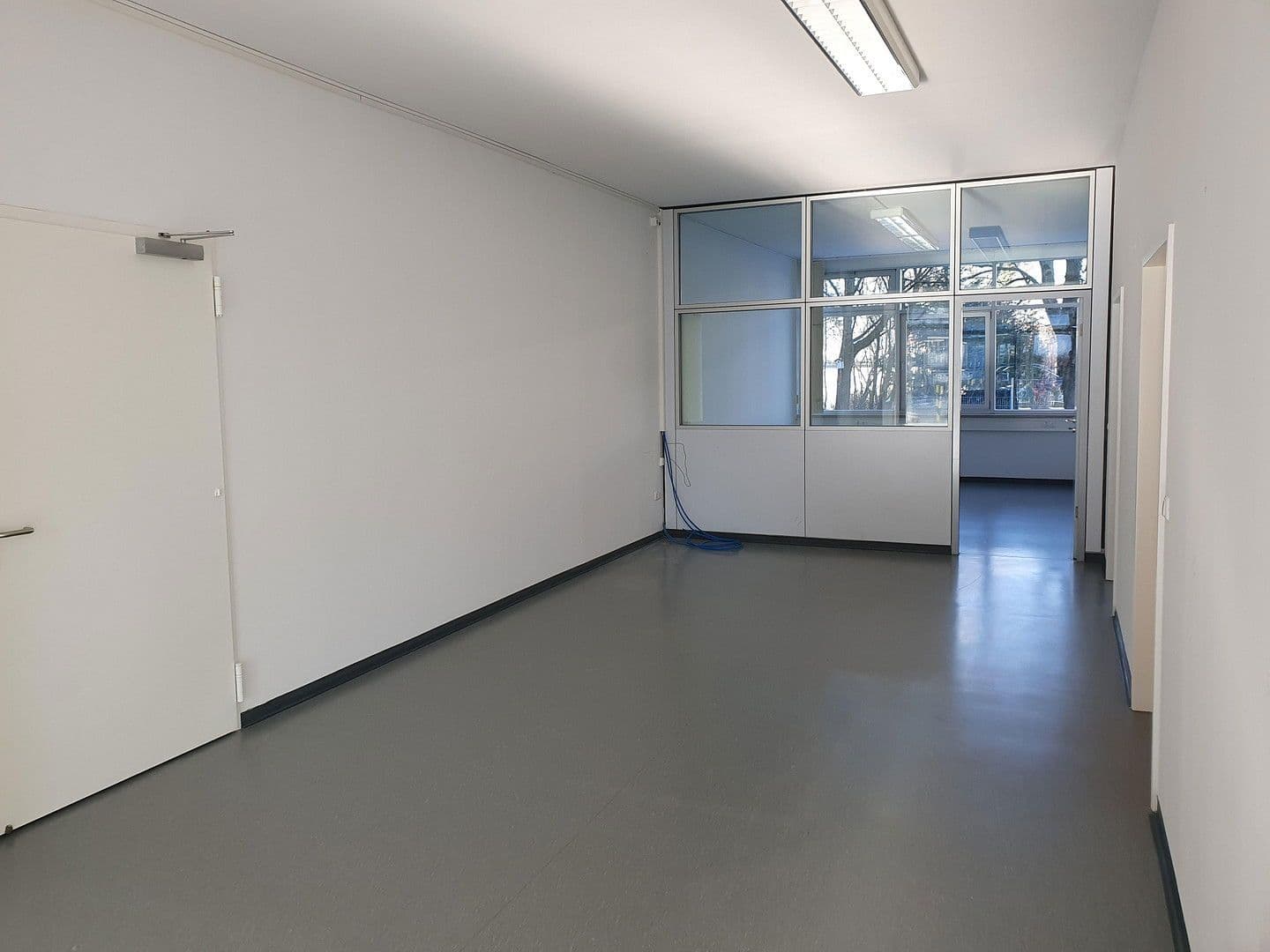 Pronájem kanceláře 512 m², Baldhamer Straße 39, Vaterstetten, Bavorsko Pronájem kanceláře 512 m², Baldhamer Straße 39, Vaterstetten, Bavorsko