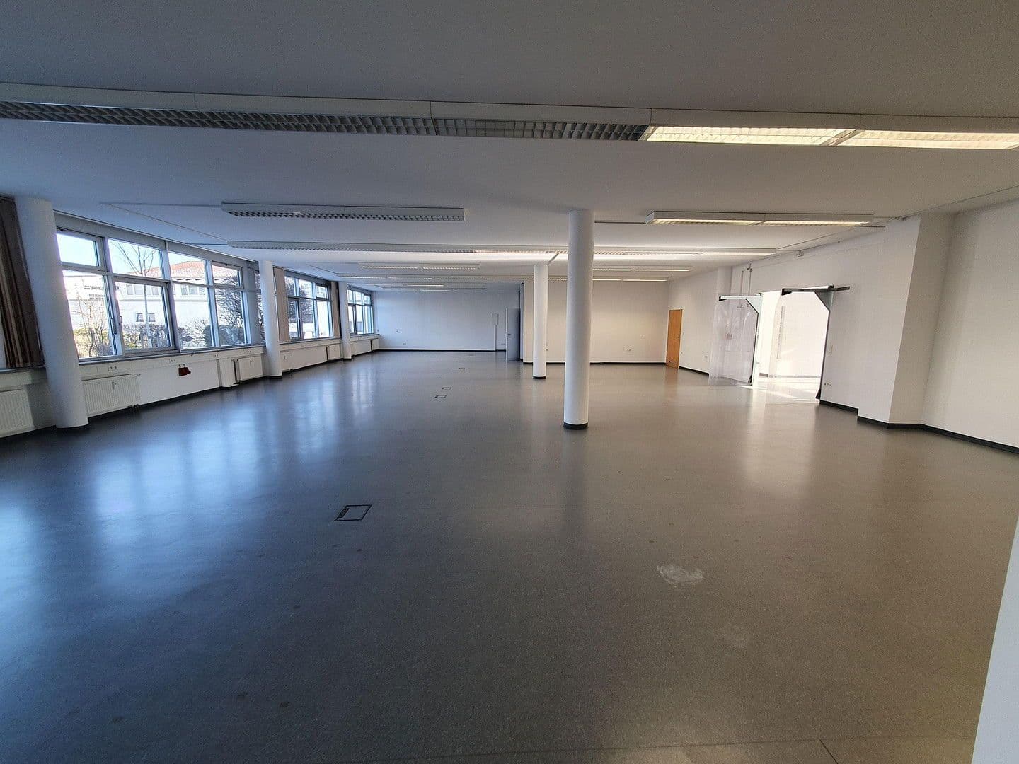 Pronájem kanceláře 512 m², Baldhamer Straße 39, Vaterstetten, Bavorsko Pronájem kanceláře 512 m², Baldhamer Straße 39, Vaterstetten, Bavorsko