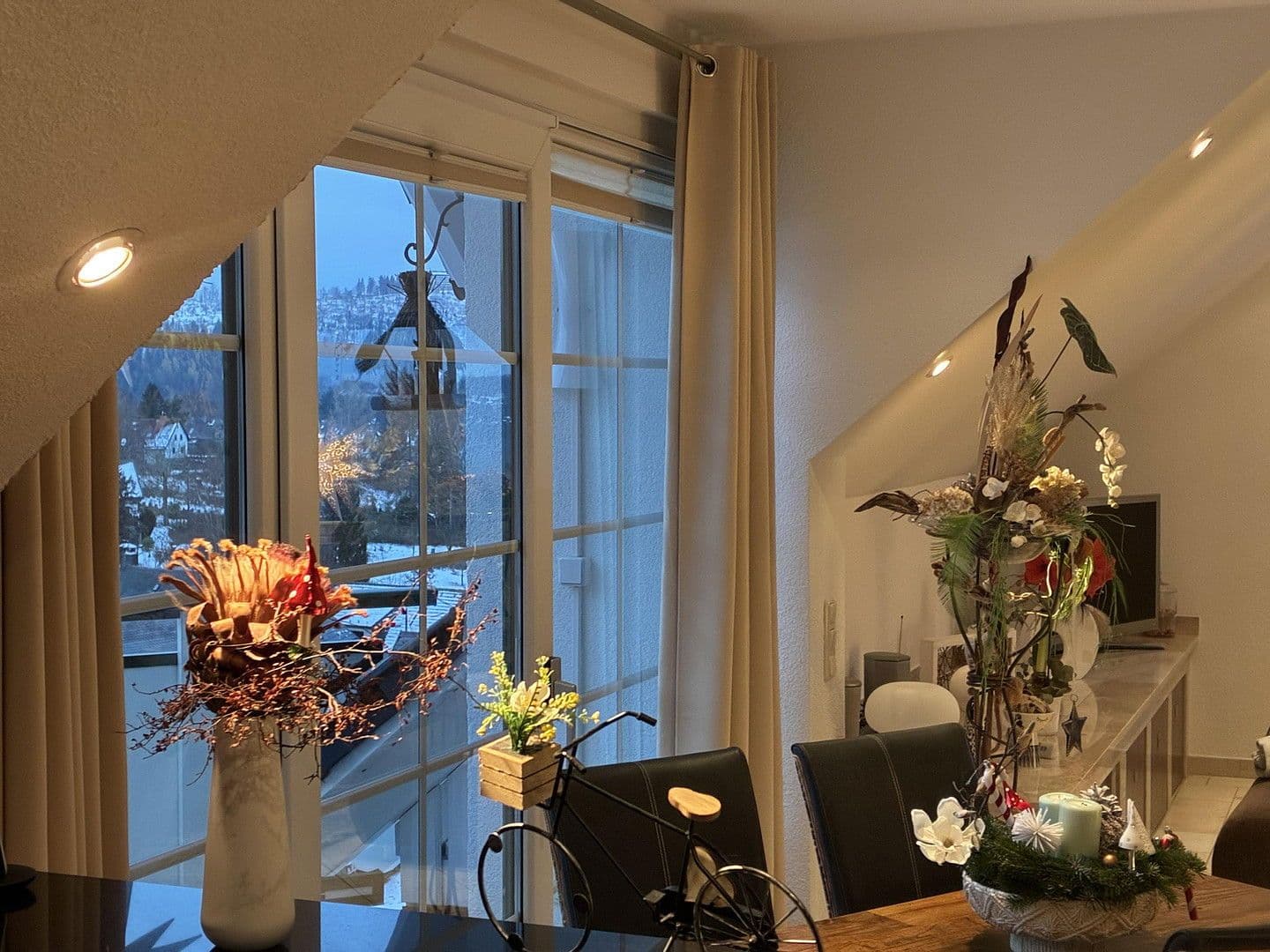 Prodej bytu 4+1 105 m², Suhl, Durynsko Prodej bytu 4+1 105 m², Suhl, Durynsko