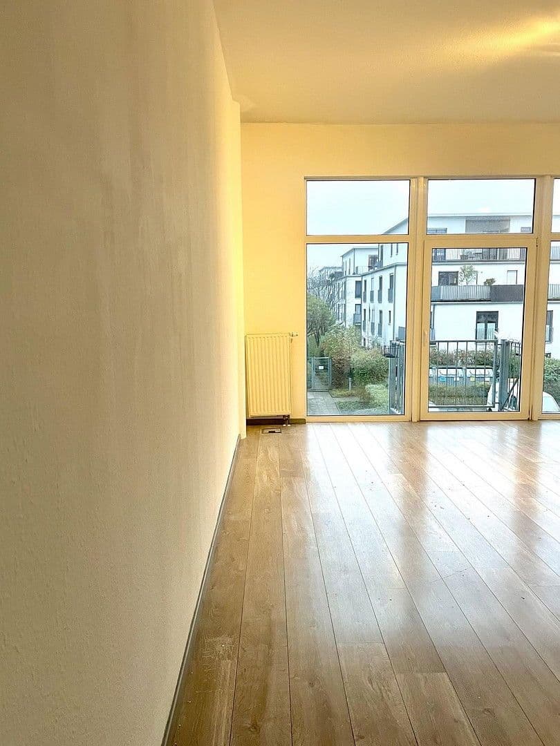 Pronájem bytu 1+1 35 m², Heinrich-Hoerle-Straße X, Hürth, Severní Porýní-Vestfálsko Pronájem bytu 1+1 35 m², Heinrich-Hoerle-Straße X, Hürth, Severní Porýní-Vestfálsko