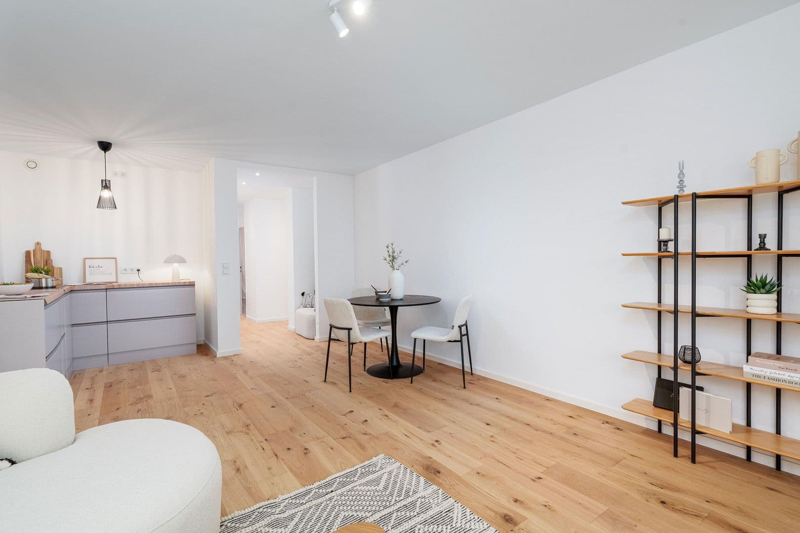Prodej bytu 3+1 75 m², Aldringenstrasse 9, München, Bavorsko Prodej bytu 3+1 75 m², Aldringenstrasse 9, München, Bavorsko