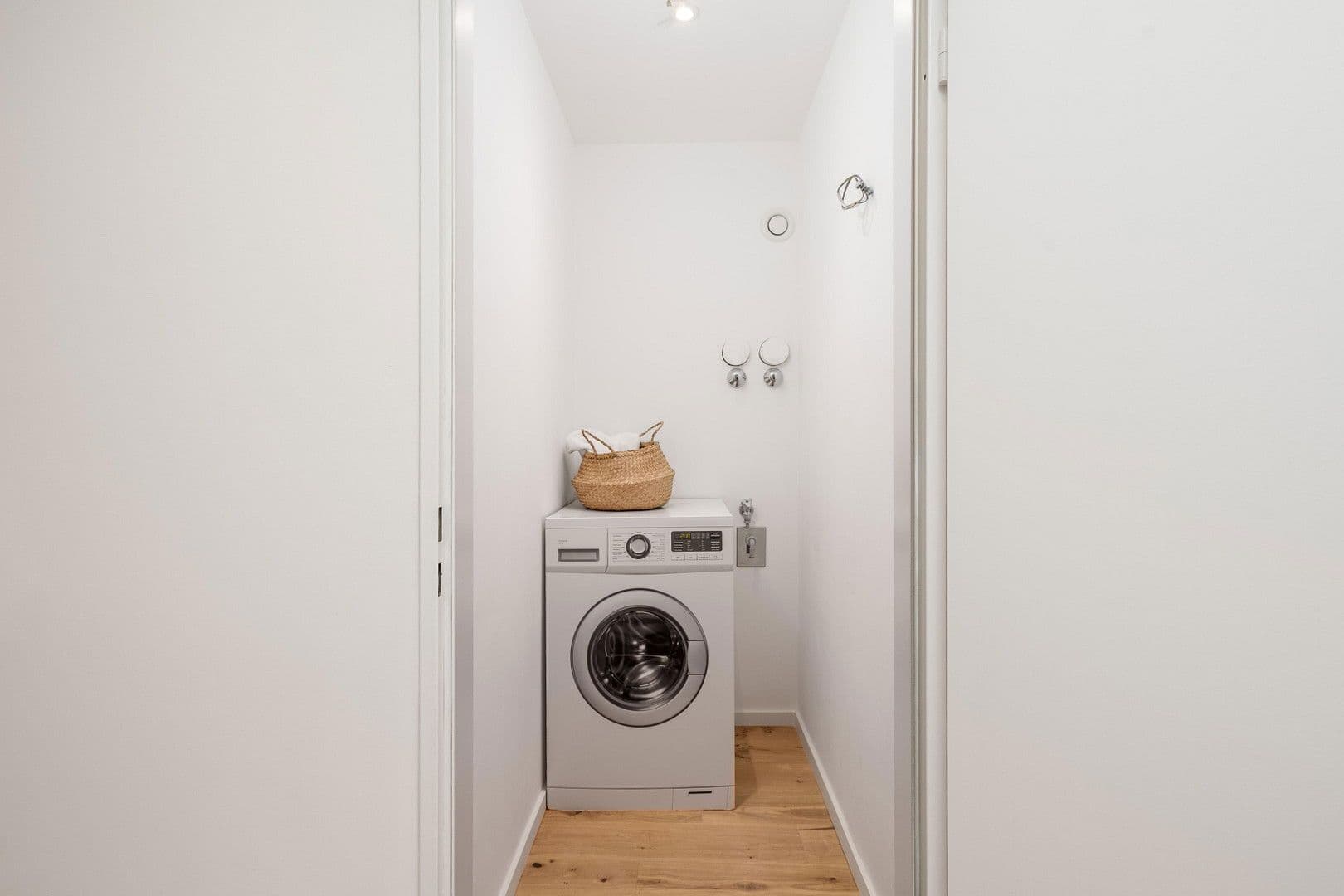 Prodej bytu 3+1 75 m², Aldringenstrasse 9, München, Bavorsko Prodej bytu 3+1 75 m², Aldringenstrasse 9, München, Bavorsko