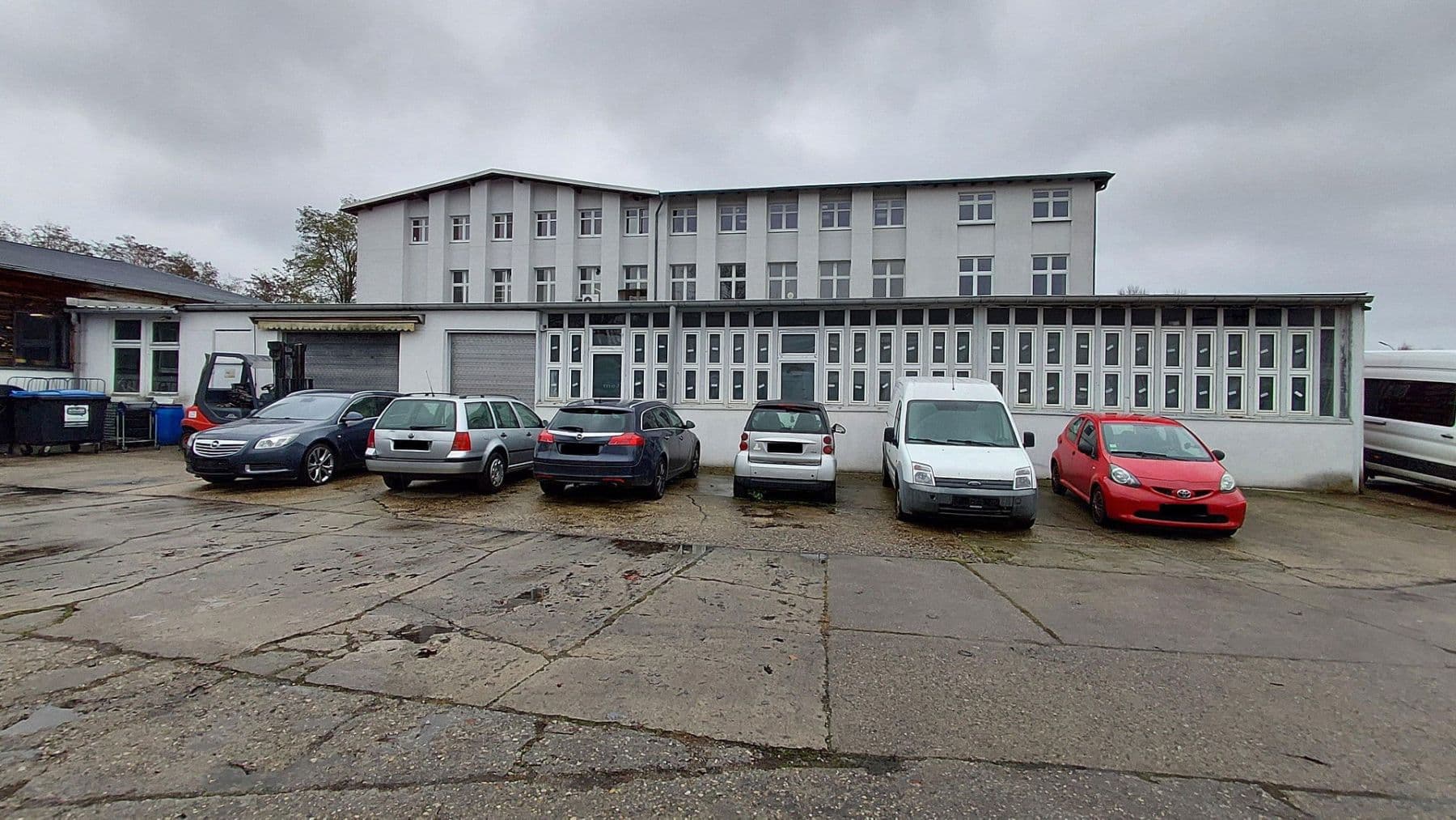 Pronájem nebytového prostoru 507 m², Niemetzstr. 47-49, Berlin, Berlín Pronájem nebytového prostoru 507 m², Niemetzstr. 47-49, Berlin, Berlín