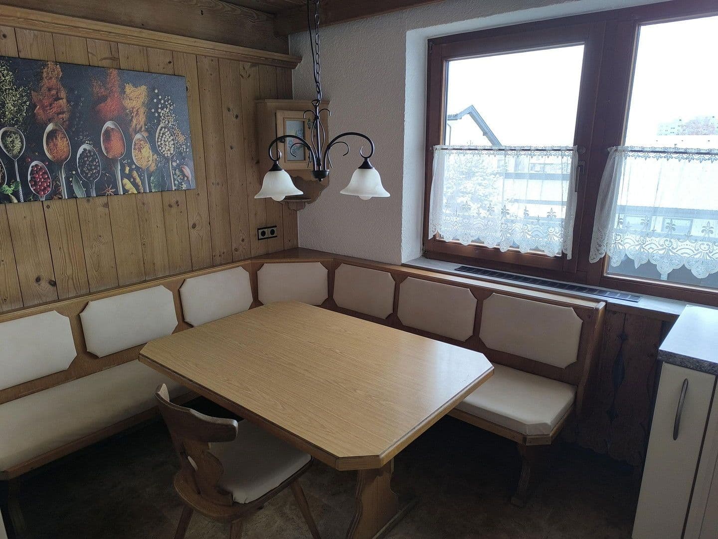 Pronájem bytu 3+1 85 m², Jenbach, Tyrolsko Pronájem bytu 3+1 85 m², Jenbach, Tyrolsko