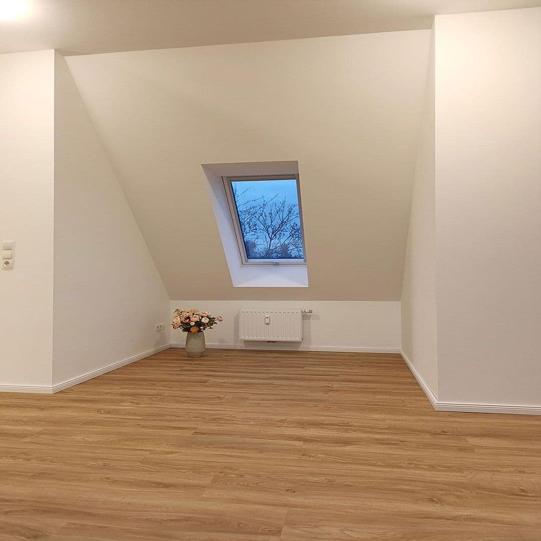 Pronájem bytu 3+1 59 m², Kiel, Šlesvicko-Holštýnsko Pronájem bytu 3+1 59 m², Kiel, Šlesvicko-Holštýnsko
