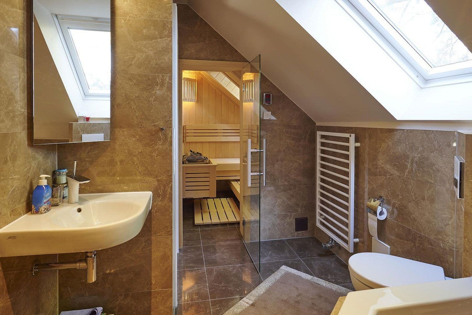 Prodej domu 234 m², pozemek 16.257 m², Am Mellensee, Braniborsko Prodej domu 234 m², pozemek 16.257 m², Am Mellensee, Braniborsko