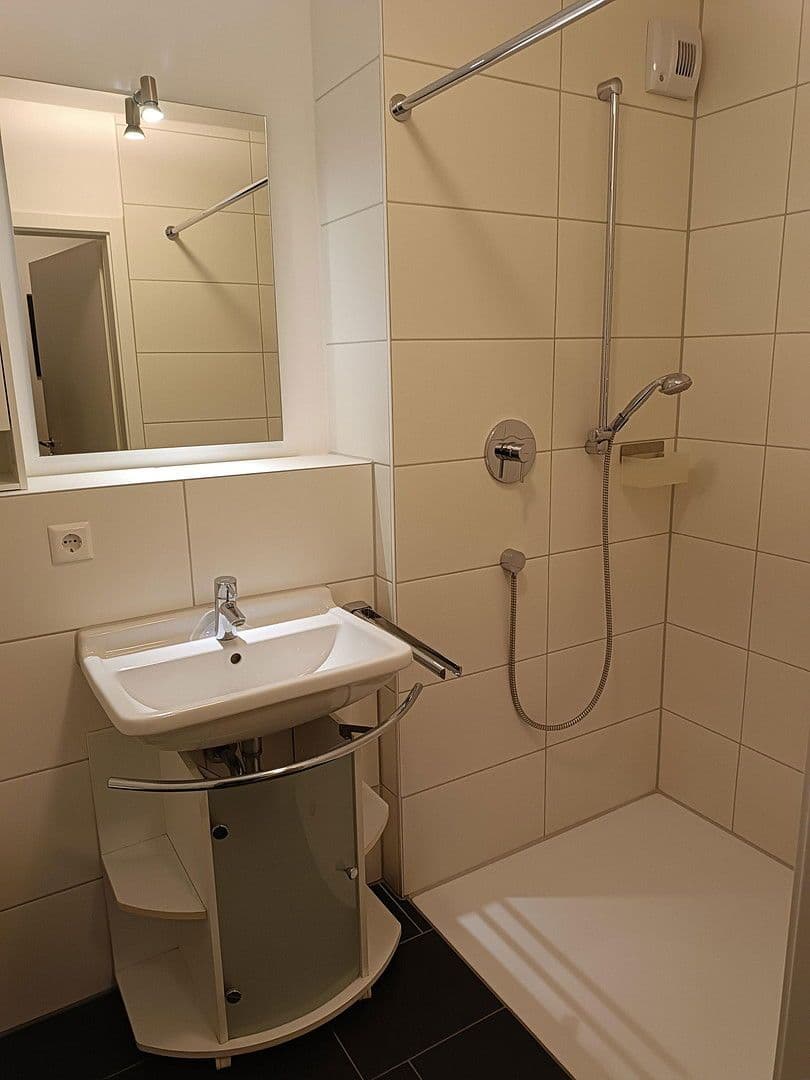 Pronájem bytu 4+1 95 m², Mössingen, Bádensko-Württembersko Pronájem bytu 4+1 95 m², Mössingen, Bádensko-Württembersko