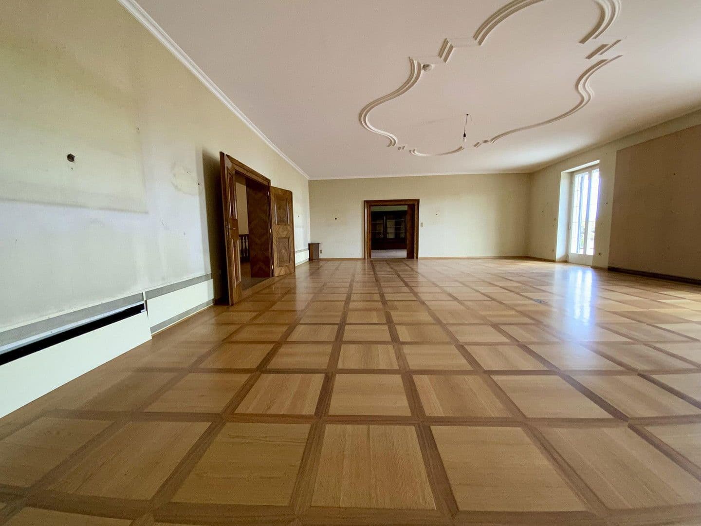 Prodej domu 872 m², pozemek 25.421 m², Sankt Veit an der Glan, Korutany Prodej domu 872 m², pozemek 25.421 m², Sankt Veit an der Glan, Korutany