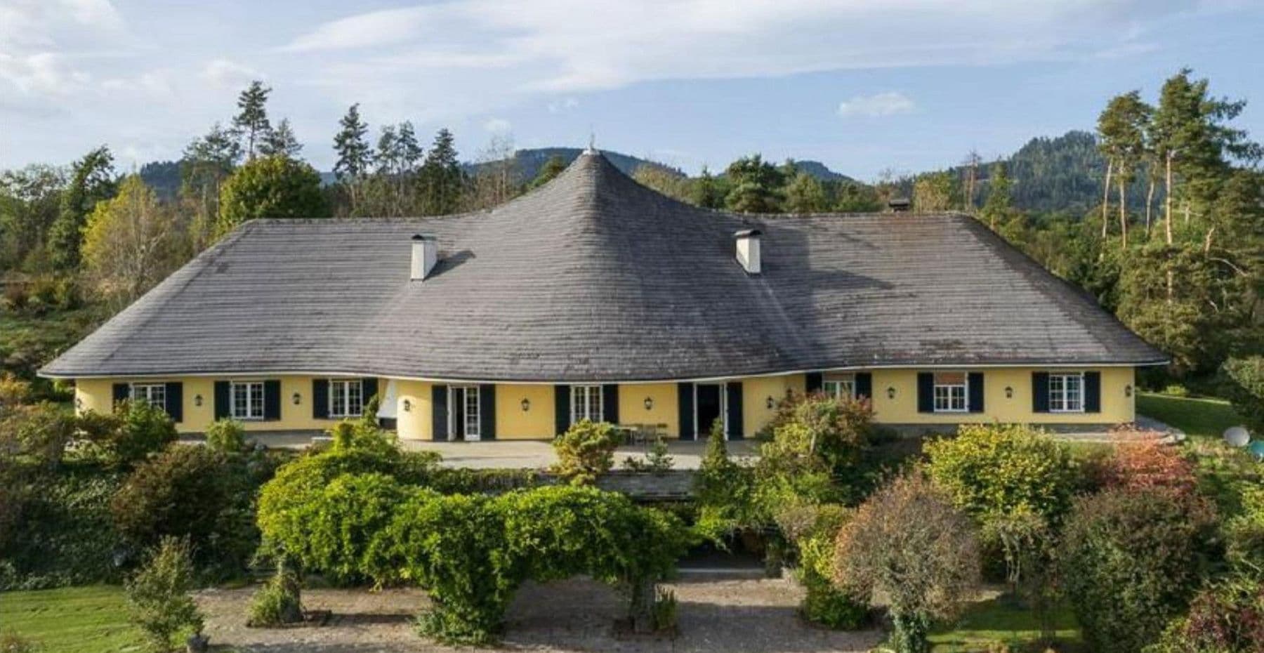 Prodej domu 872 m², pozemek 25.421 m², Sankt Veit an der Glan, Korutany Prodej domu 872 m², pozemek 25.421 m², Sankt Veit an der Glan, Korutany