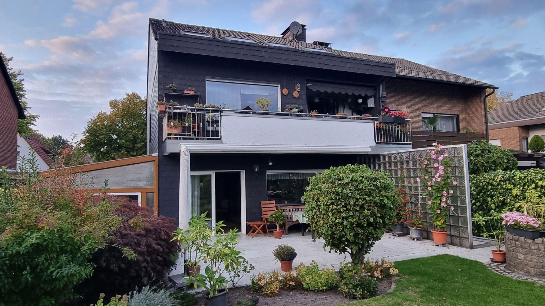 Prodej domu 184 m², pozemek 344 m², Herten, Severní Porýní-Vestfálsko Prodej domu 184 m², pozemek 344 m², Herten, Severní Porýní-Vestfálsko